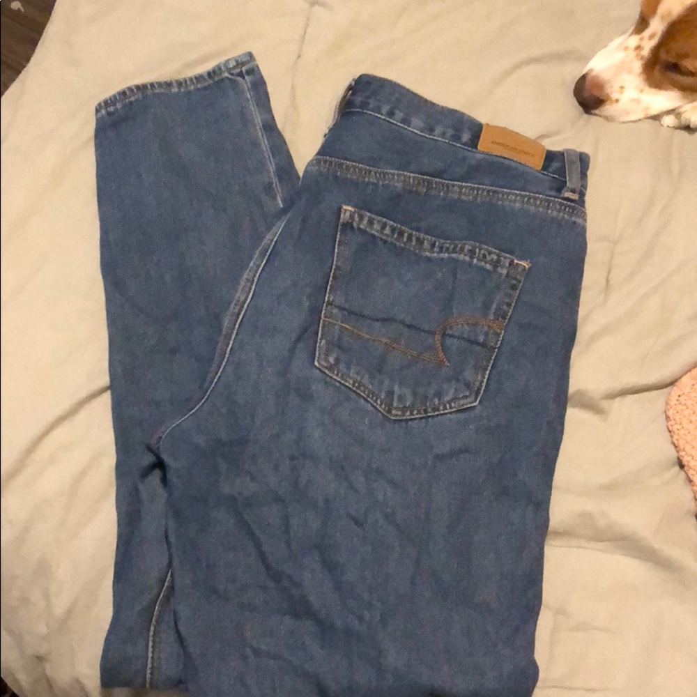 American Eagle mom jeans
